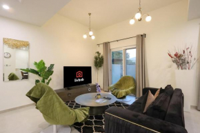 Livbnb- Classy 3 plus 1 Maid's Room Townhouse in Villanova